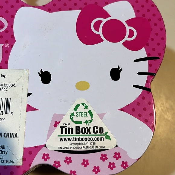 Hello Kitty Tin Box purse/container - Picture 5 of 5